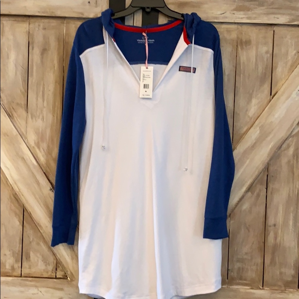 vineyard vines NWT Size M Women’s LS Shep Cover up